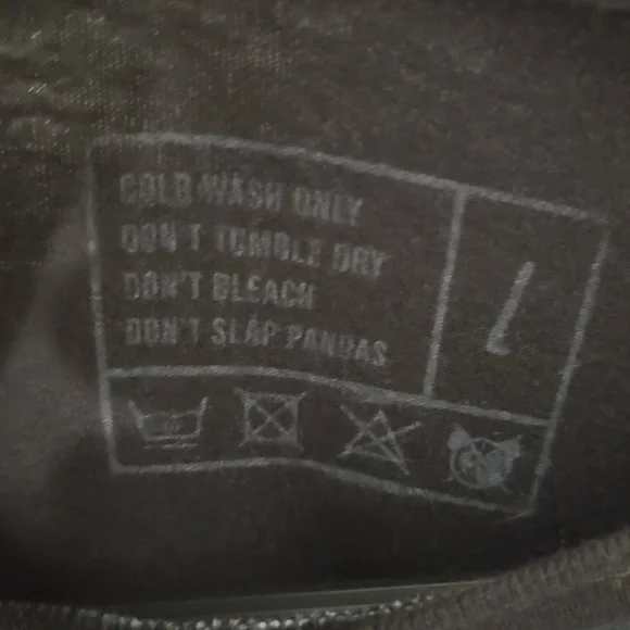 Beastars Legoshi Print T-shirt - Picture 3 of 4